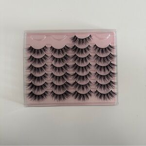 Fluffy Mink Style Wispy Strip Lashes